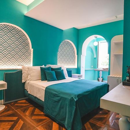 Cafe Latino Suites Sorrente Extérieur photo