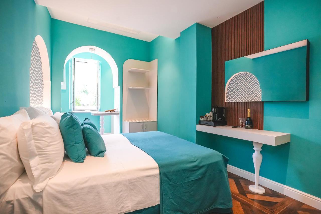 Cafe Latino Suites Sorrente Extérieur photo
