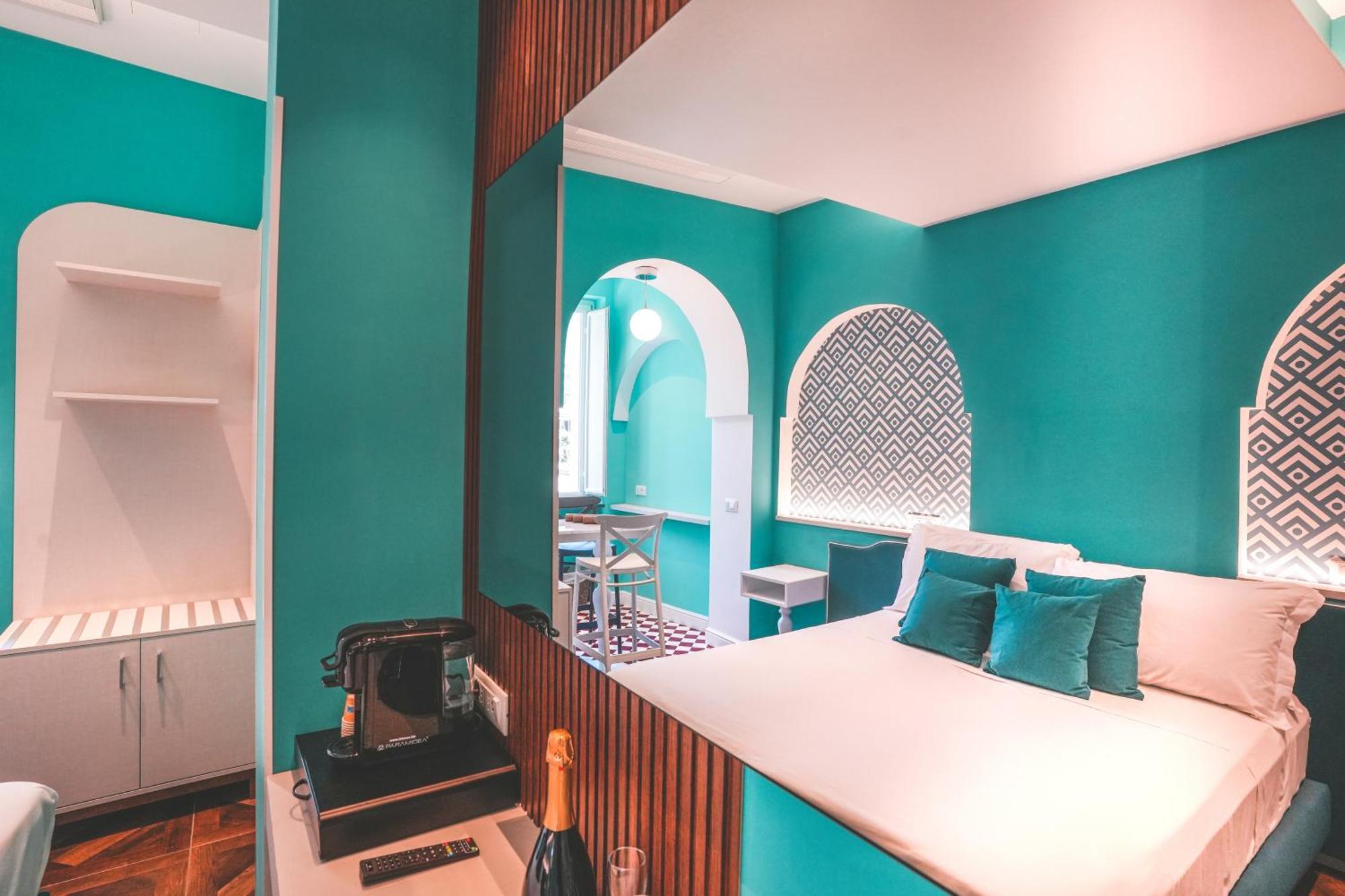 Cafe Latino Suites Sorrente Extérieur photo